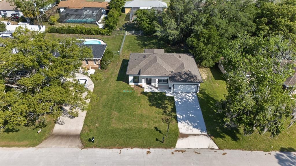 For Rent: $2,200 (3 beds, 2 baths, 1413 Square Feet)