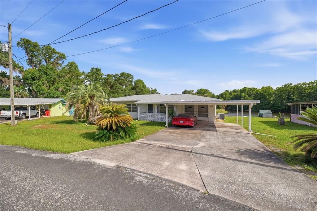 For Sale: $285,000 (3 beds, 2 baths, 1586 Square Feet)