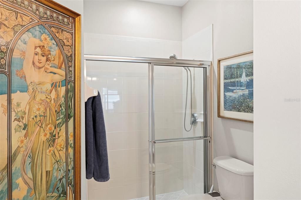 En Venta: $395,000 (2 camas, 2 baños, 1644 Pies cuadrados)