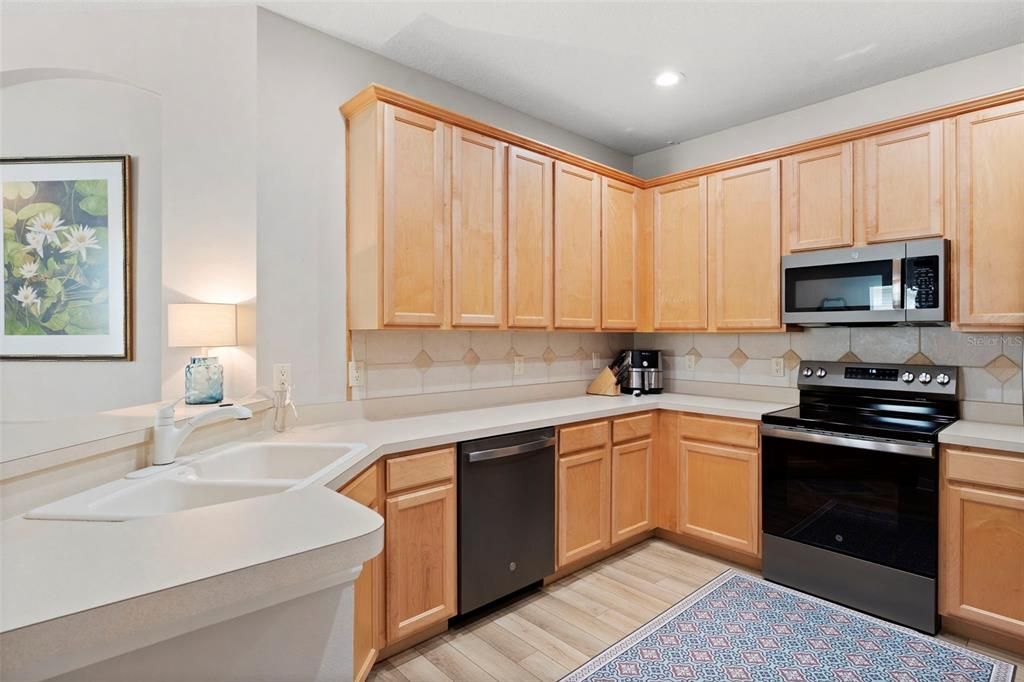 En Venta: $395,000 (2 camas, 2 baños, 1644 Pies cuadrados)