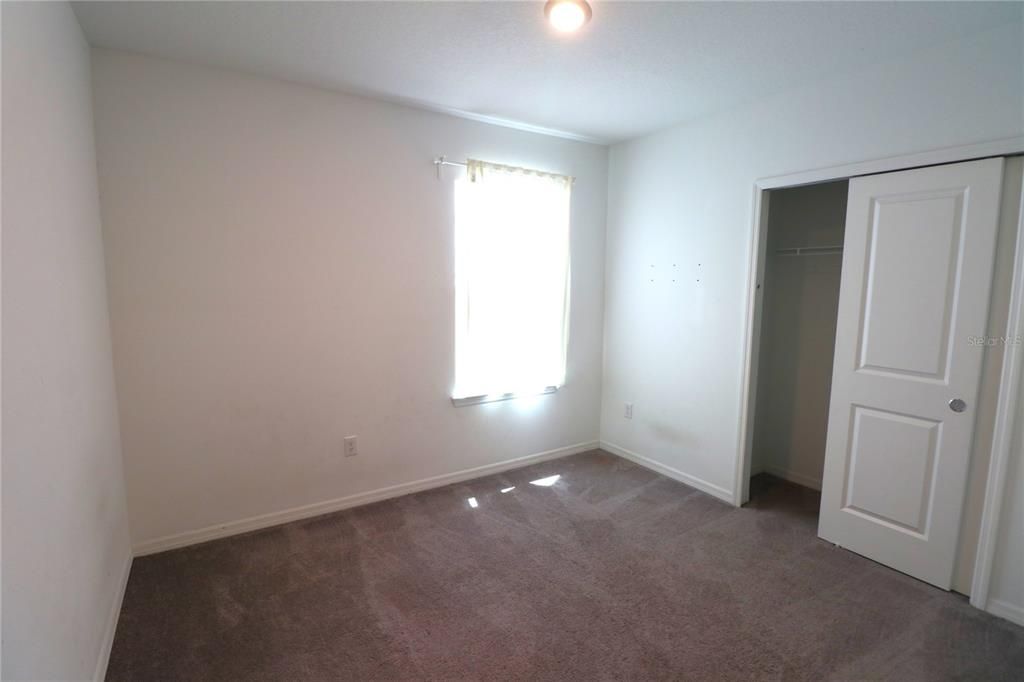 For Sale: $335,000 (4 beds, 2 baths, 1844 Square Feet)