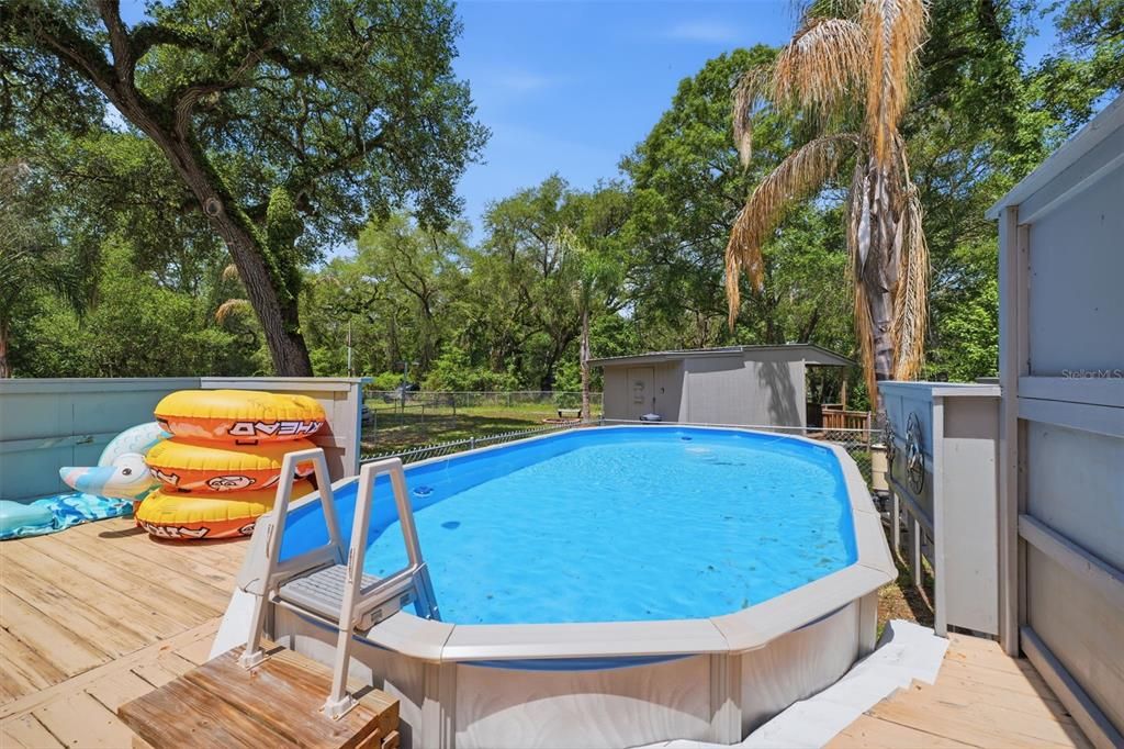 For Sale: $240,000 (3 beds, 2 baths, 728 Square Feet)