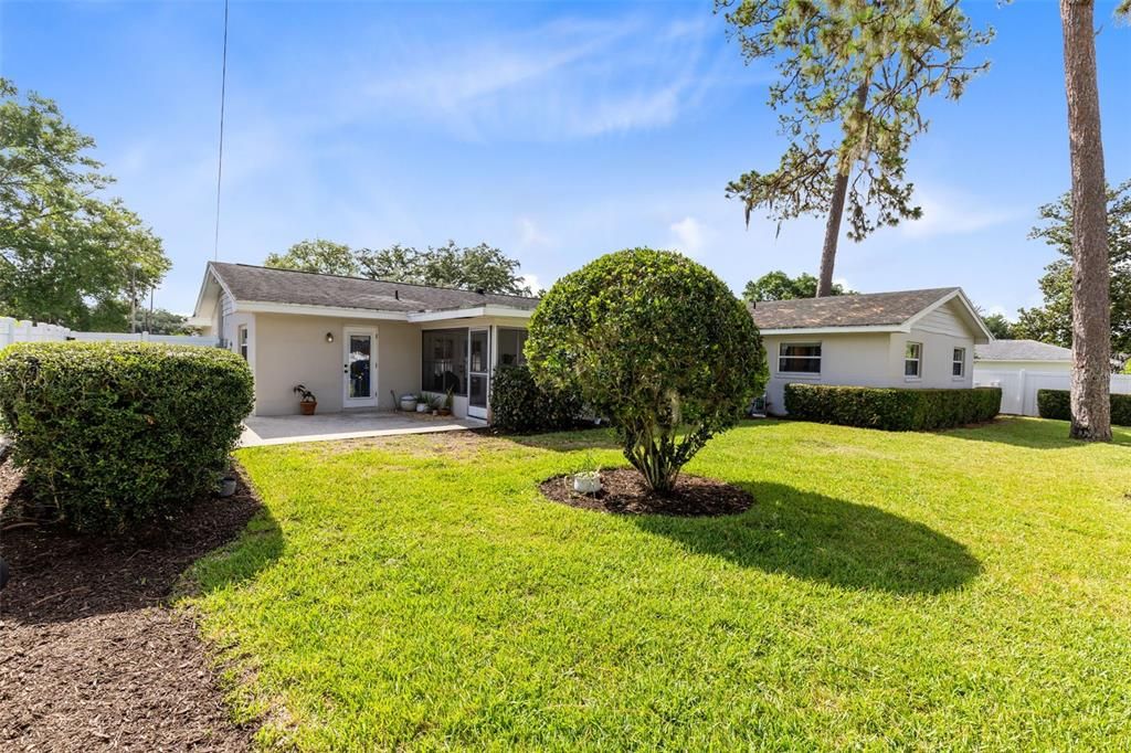 For Sale: $765,000 (4 beds, 2 baths, 2287 Square Feet)