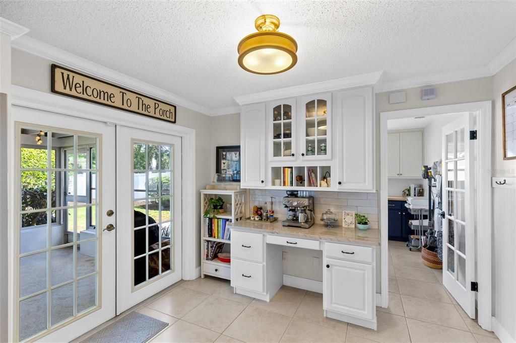 For Sale: $765,000 (4 beds, 2 baths, 2287 Square Feet)