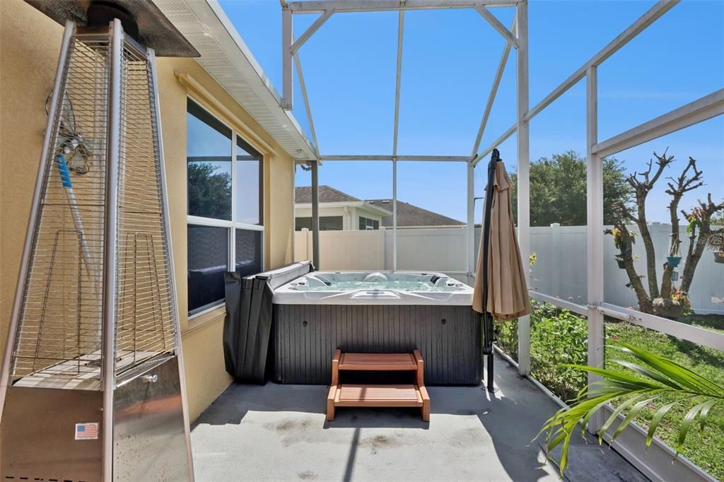 En Venta: $399,999 (4 camas, 2 baños, 2518 Pies cuadrados)