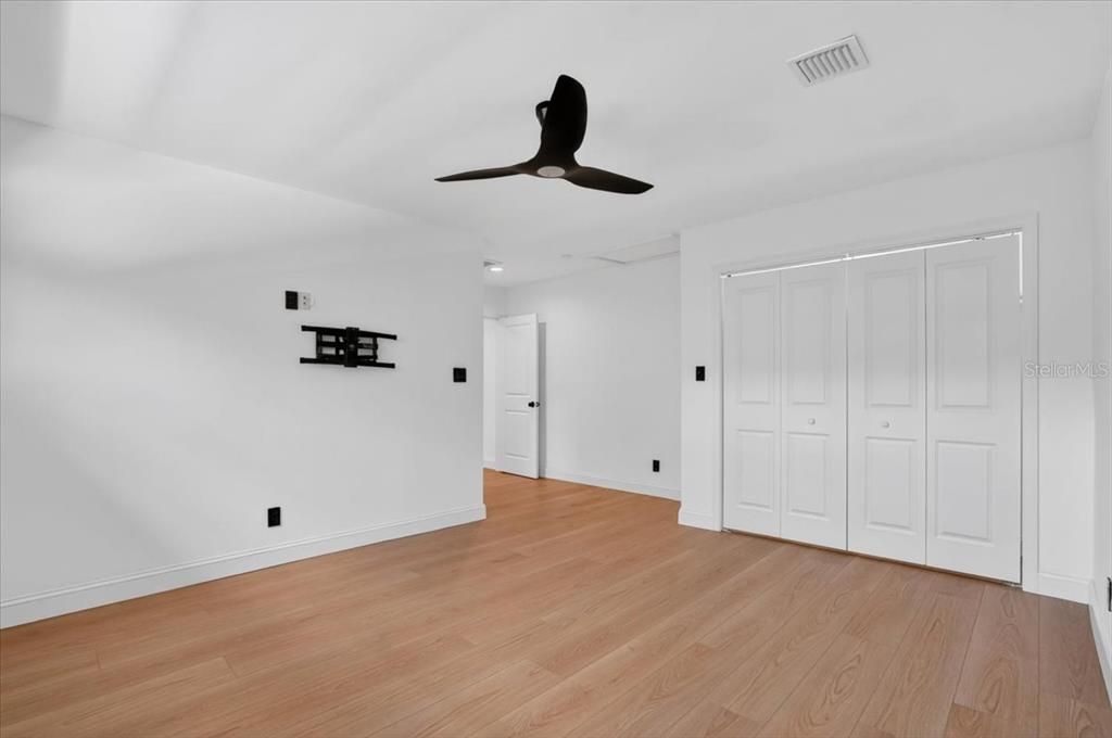 For Sale: $1,799,000 (3 beds, 4 baths, 3214 Square Feet)