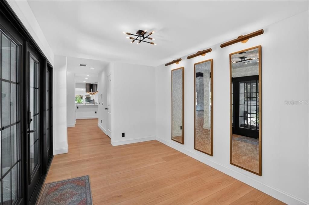 For Sale: $1,799,000 (3 beds, 4 baths, 3214 Square Feet)