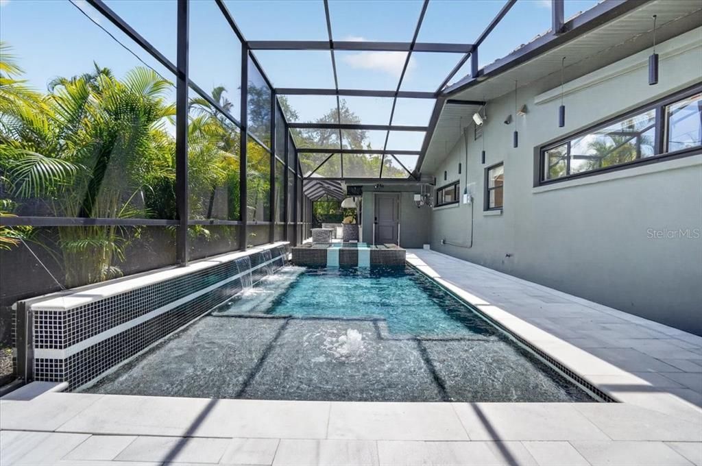 For Sale: $1,799,000 (3 beds, 4 baths, 3214 Square Feet)