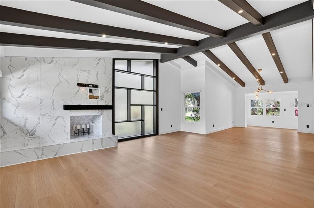 For Sale: $1,799,000 (3 beds, 4 baths, 3214 Square Feet)