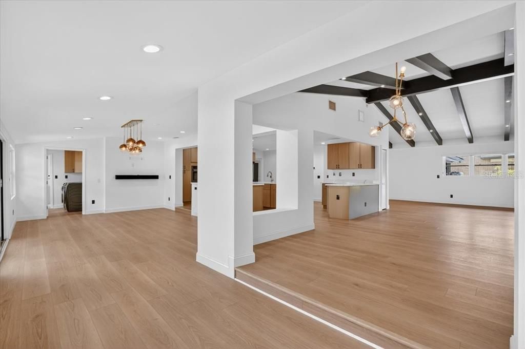 For Sale: $1,799,000 (3 beds, 4 baths, 3214 Square Feet)