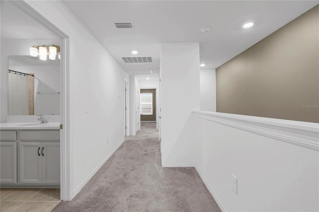En Venta: $500,000 (3 camas, 2 baños, 1912 Pies cuadrados)