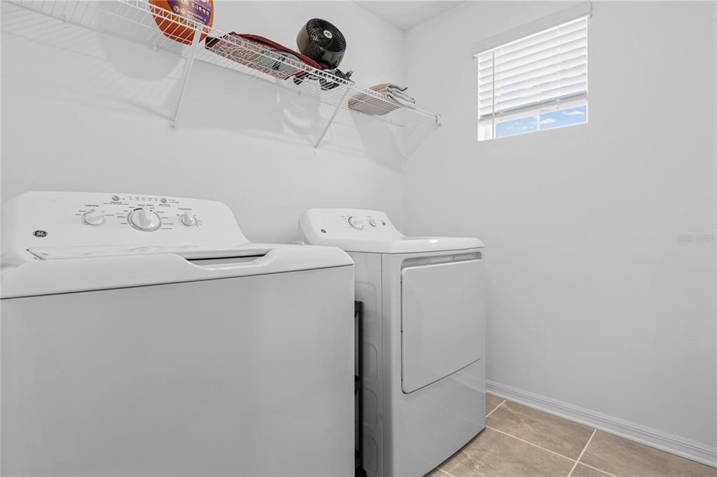 En Venta: $500,000 (3 camas, 2 baños, 1912 Pies cuadrados)