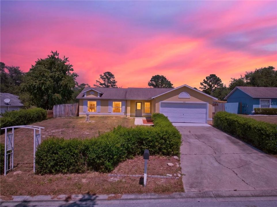 For Sale: $340,000 (3 beds, 2 baths, 1224 Square Feet)