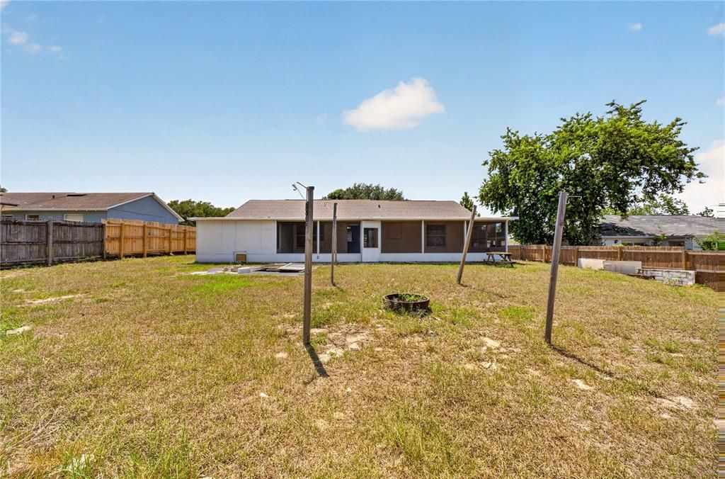 En Venta: $339,900 (3 camas, 2 baños, 1224 Pies cuadrados)