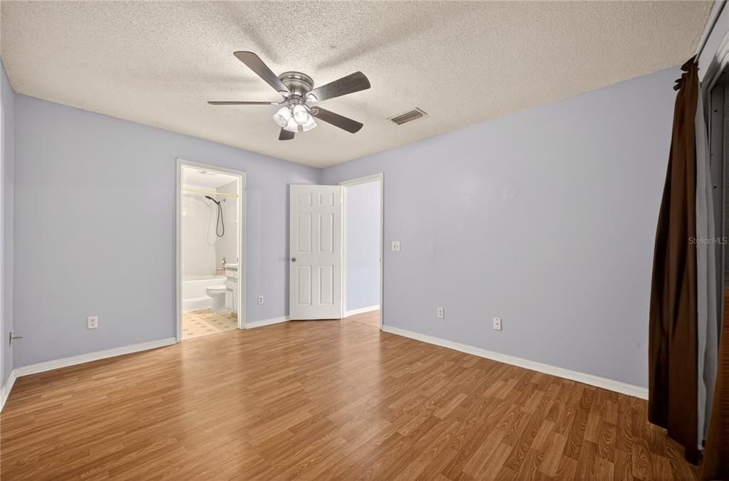 For Sale: $340,000 (3 beds, 2 baths, 1224 Square Feet)