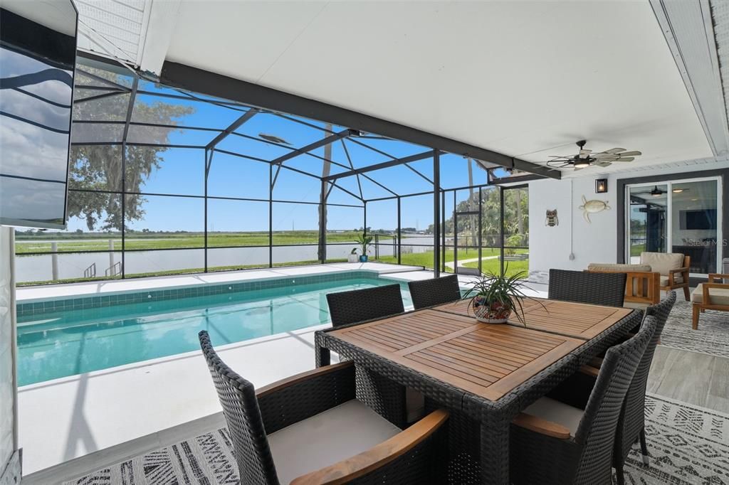 En Venta: $1,150,000 (3 camas, 3 baños, 2257 Pies cuadrados)