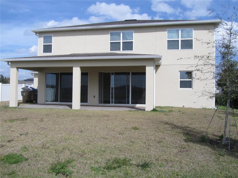 For Rent: $2,450 (4 beds, 3 baths, 2909 Square Feet)