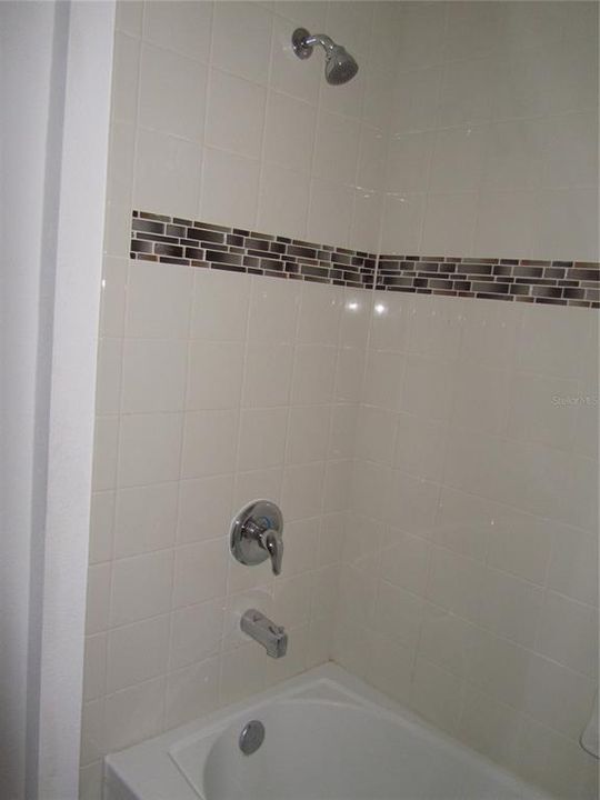 For Rent: $2,450 (4 beds, 3 baths, 2909 Square Feet)