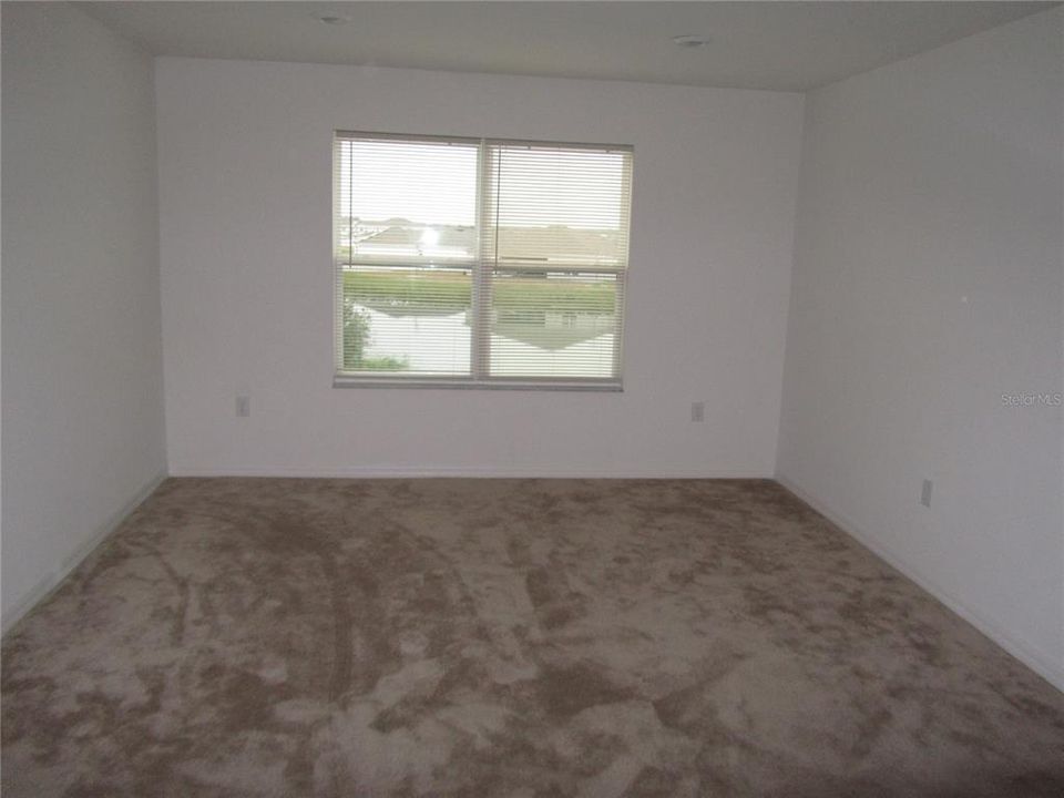 For Rent: $2,450 (4 beds, 3 baths, 2909 Square Feet)