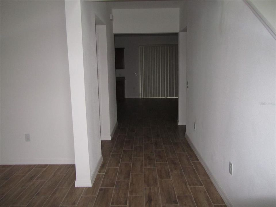 For Rent: $2,450 (4 beds, 3 baths, 2909 Square Feet)