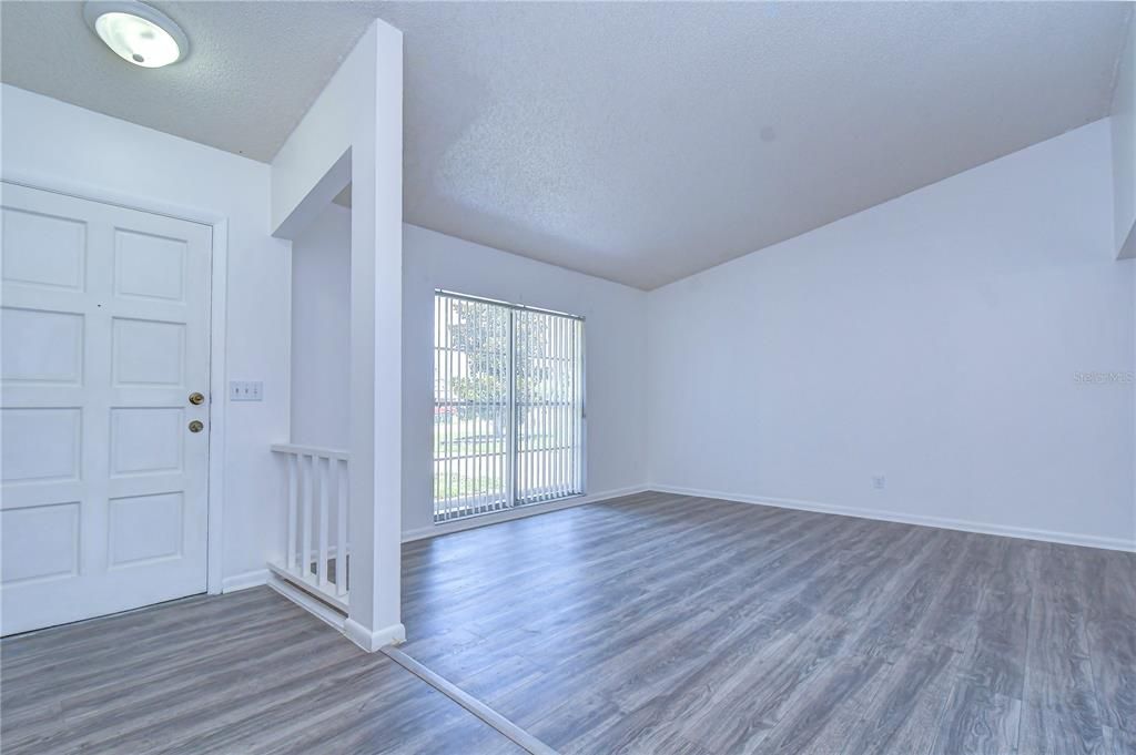 For Sale: $479,500 (4 beds, 2 baths, 1534 Square Feet)