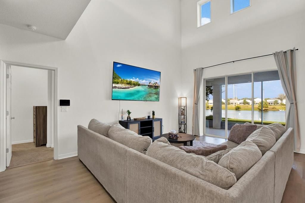 Active With Contract: $480,000 (4 beds, 3 baths, 2624 Square Feet)
