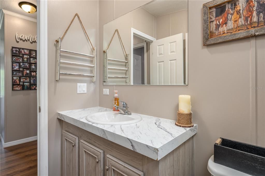 For Sale: $483,000 (5 beds, 3 baths, 1971 Square Feet)