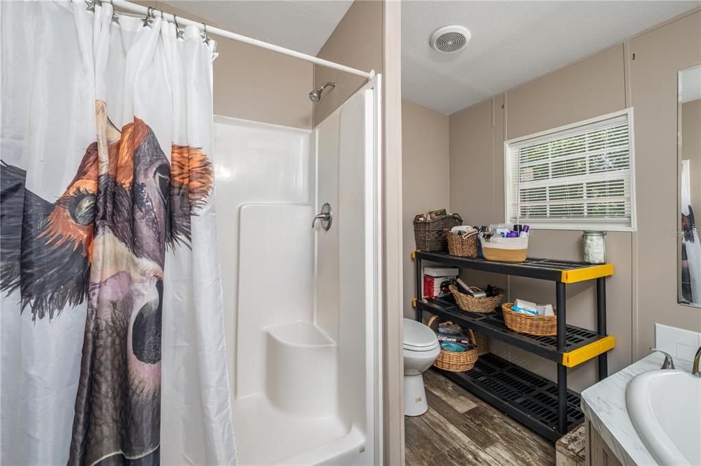 For Sale: $483,000 (5 beds, 3 baths, 1971 Square Feet)