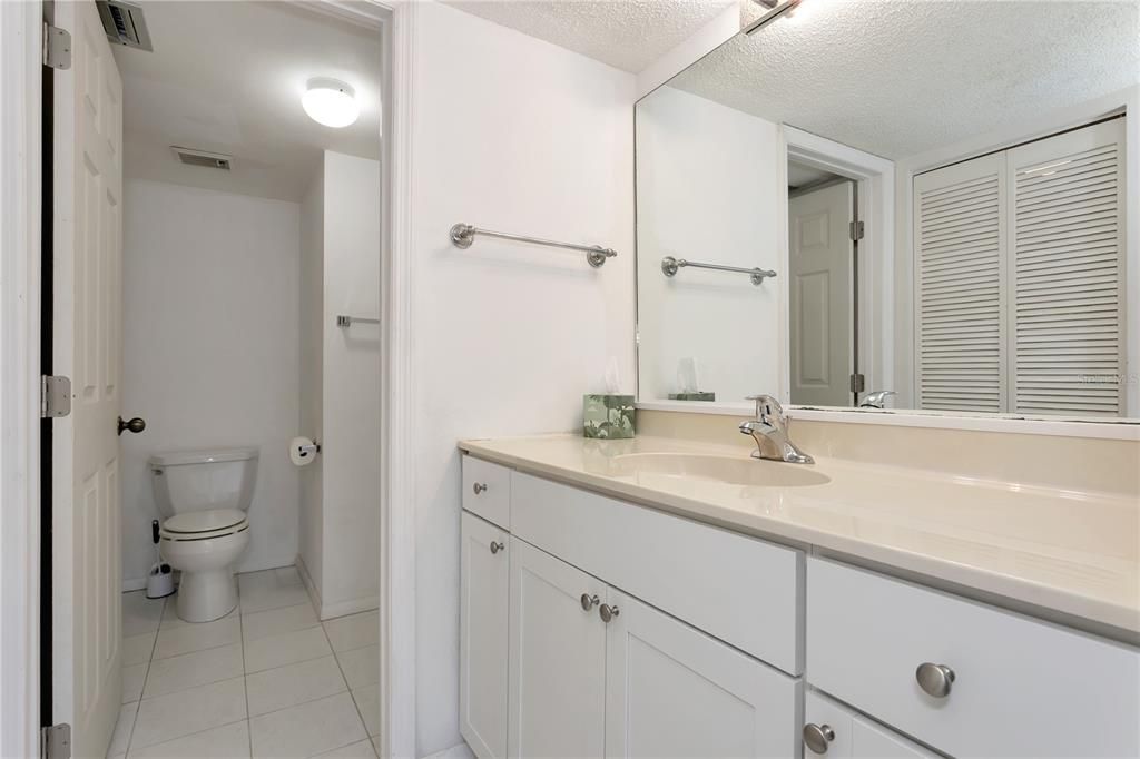 En Venta: $200,000 (2 camas, 2 baños, 1027 Pies cuadrados)