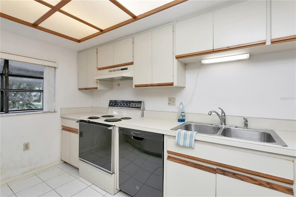 En Venta: $200,000 (2 camas, 2 baños, 1027 Pies cuadrados)