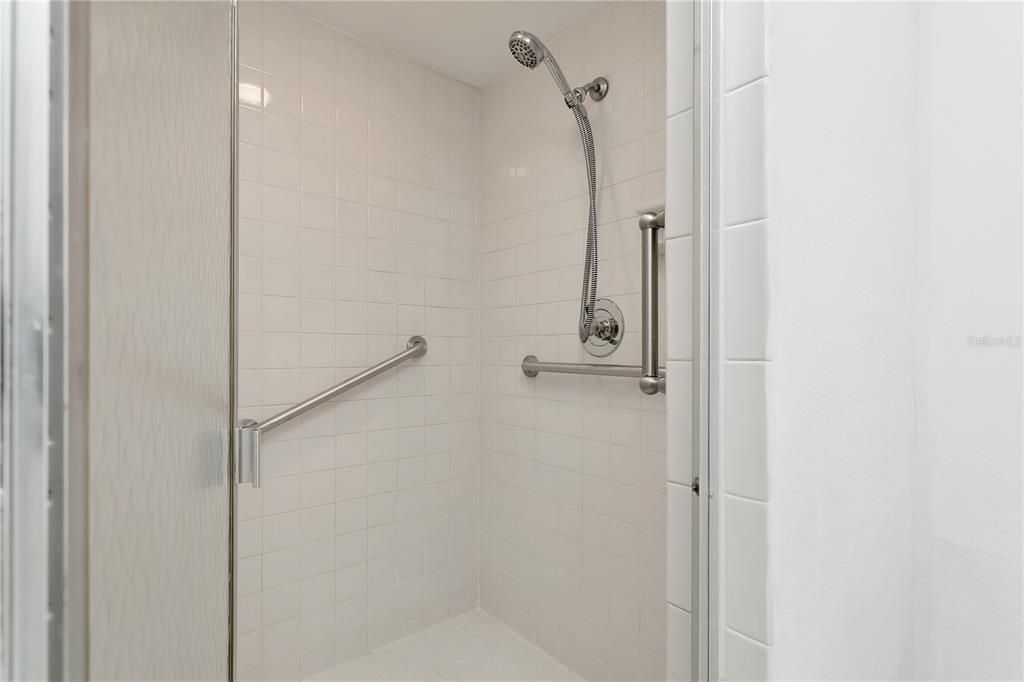 En Venta: $200,000 (2 camas, 2 baños, 1027 Pies cuadrados)