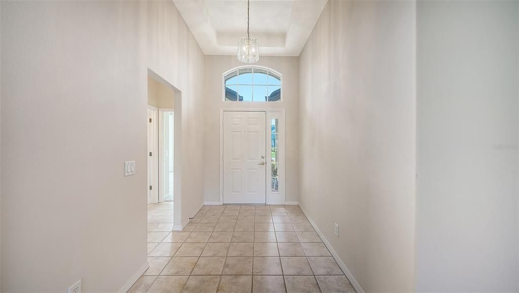 For Sale: $449,900 (3 beds, 2 baths, 1704 Square Feet)