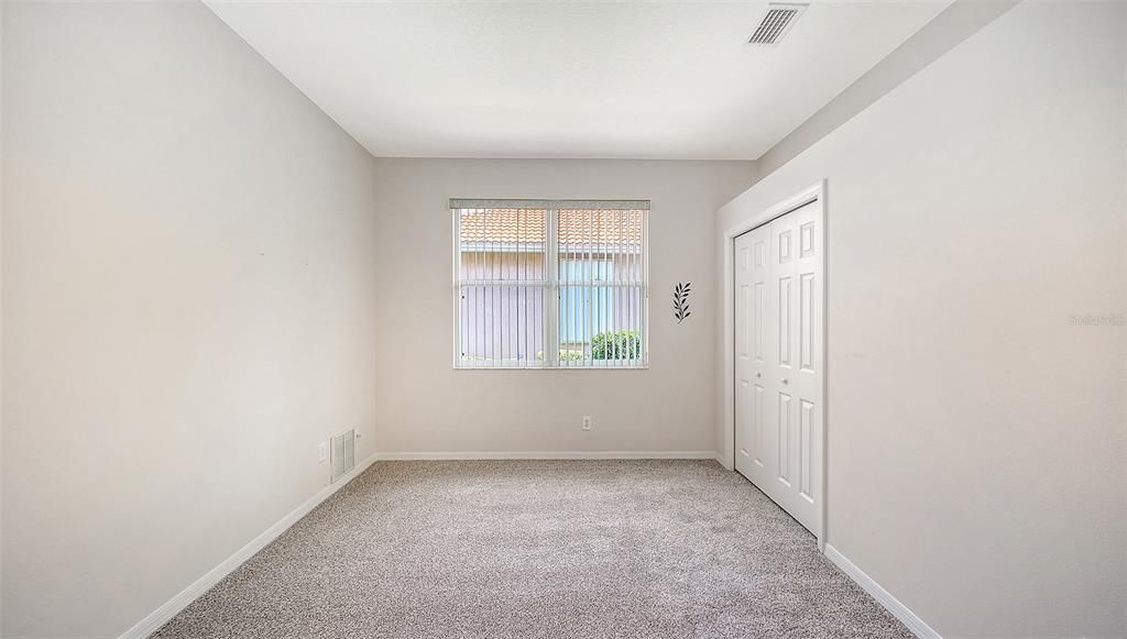 For Sale: $449,900 (3 beds, 2 baths, 1704 Square Feet)