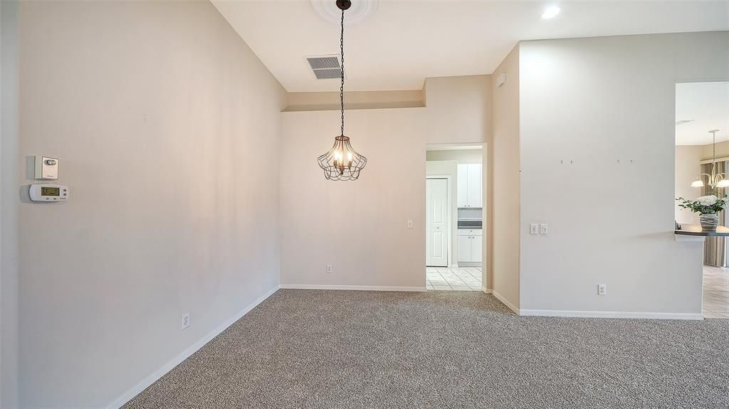 For Sale: $449,900 (3 beds, 2 baths, 1704 Square Feet)