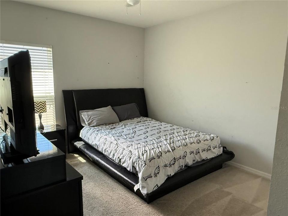 For Rent: $2,700 (4 beds, 2 baths, 2103 Square Feet)