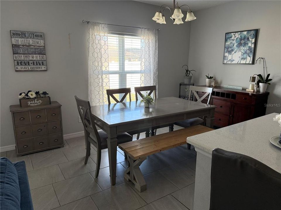 For Rent: $2,700 (4 beds, 2 baths, 2103 Square Feet)