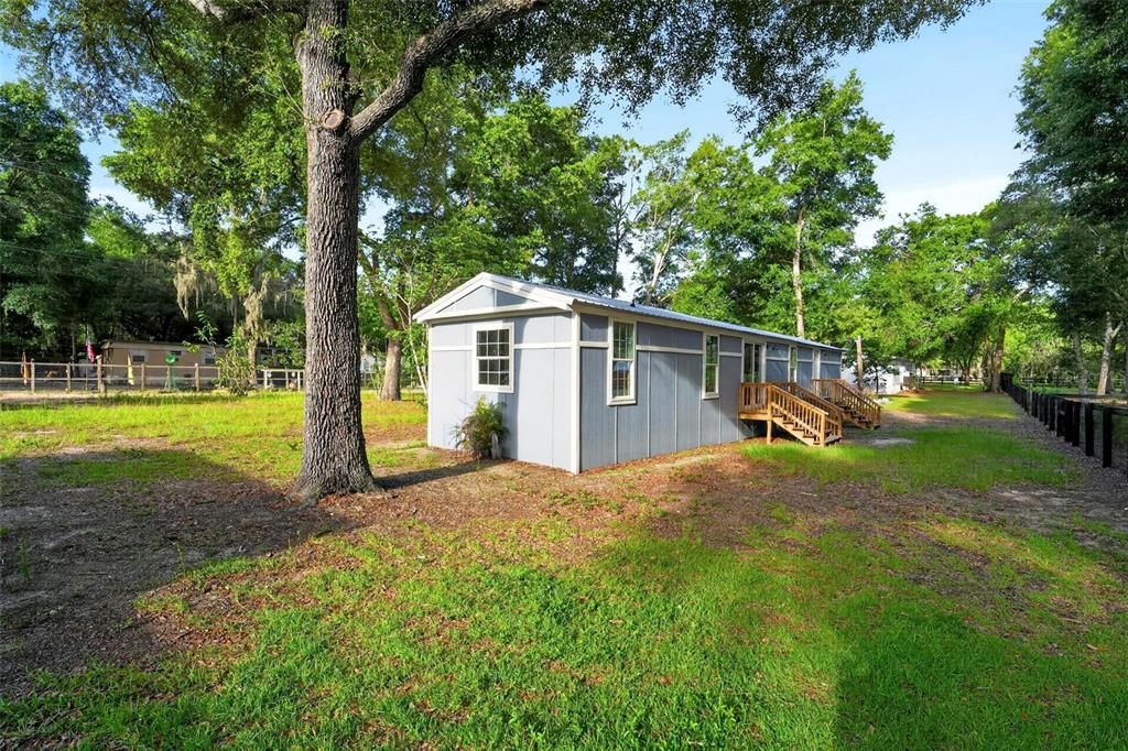 For Sale: $165,000 (3 beds, 2 baths, 1212 Square Feet)