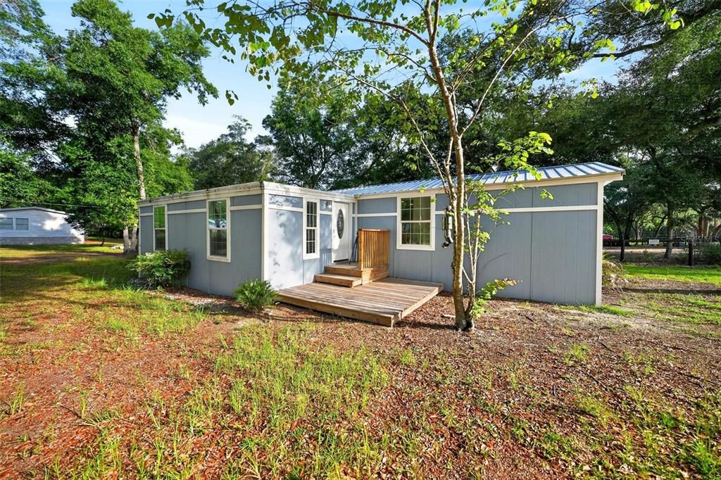 For Sale: $165,000 (3 beds, 2 baths, 1212 Square Feet)