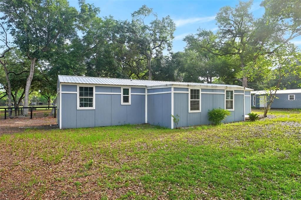 For Sale: $165,000 (3 beds, 2 baths, 1212 Square Feet)