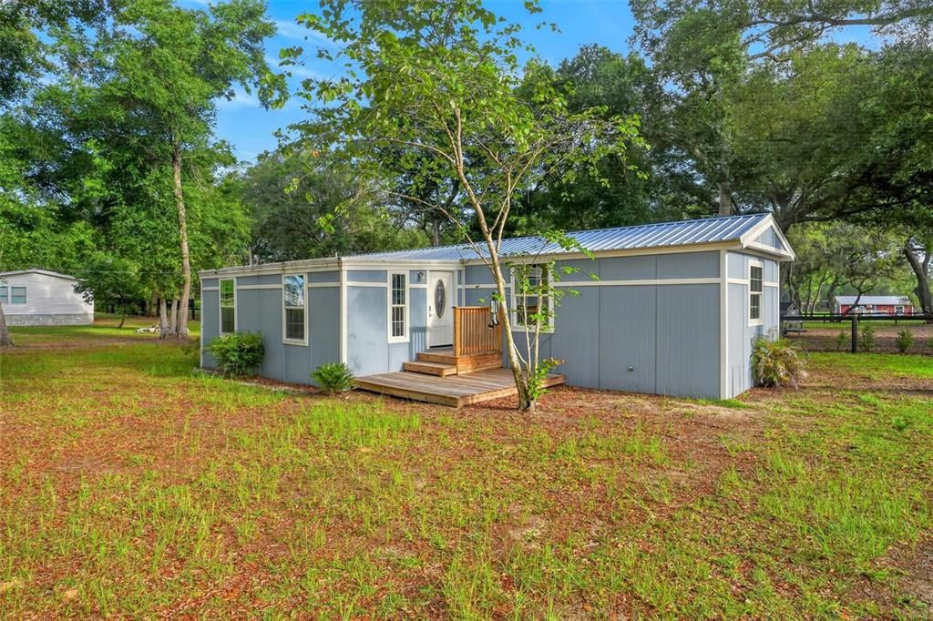 For Sale: $165,000 (3 beds, 2 baths, 1212 Square Feet)