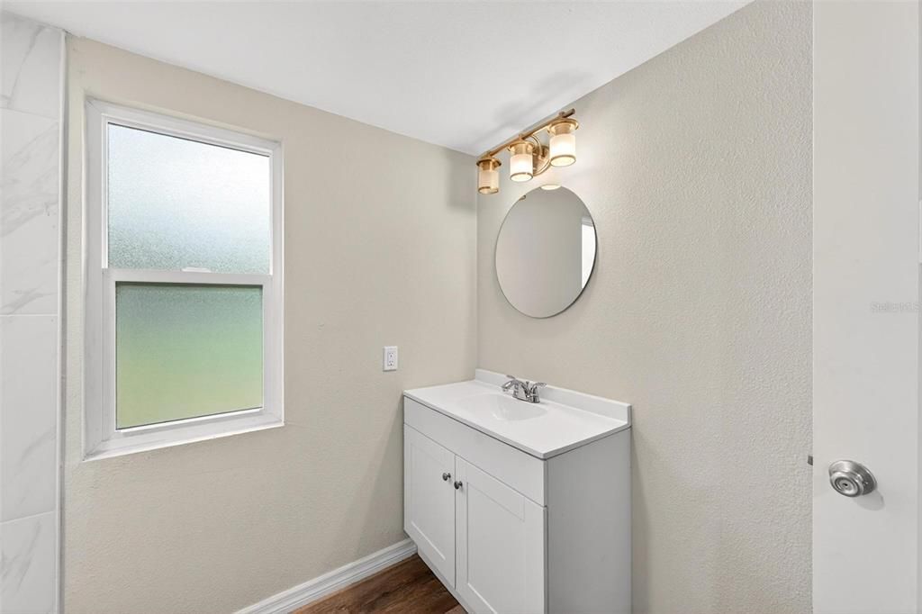 For Sale: $165,000 (3 beds, 2 baths, 1212 Square Feet)