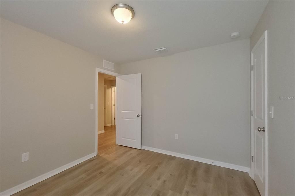 For Rent: $1,574 (3 beds, 2 baths, 1400 Square Feet)