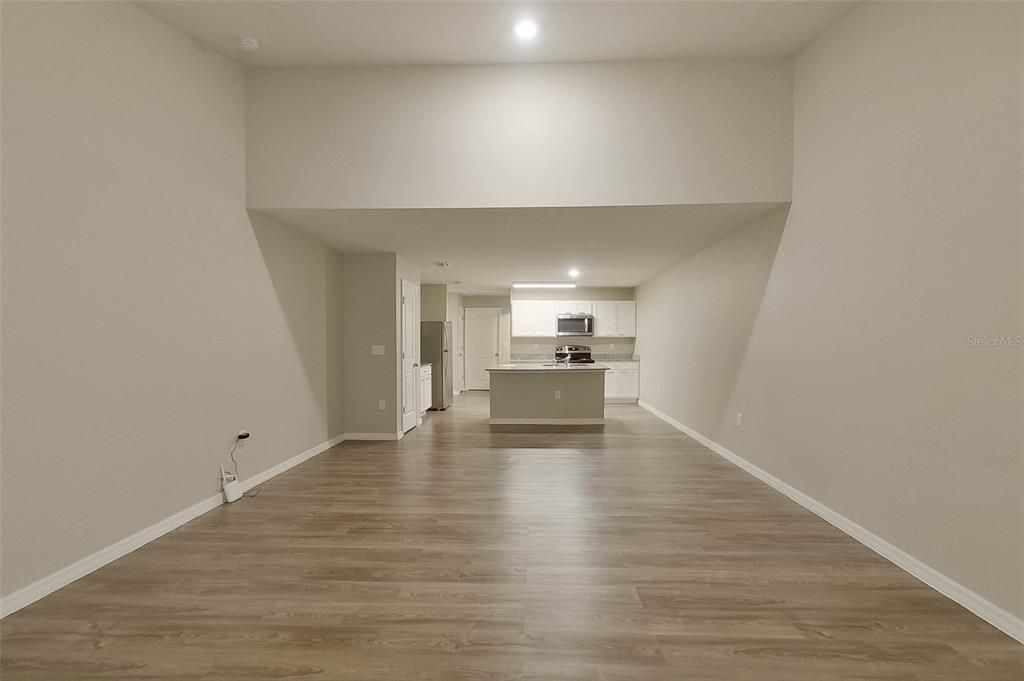 For Rent: $1,574 (3 beds, 2 baths, 1400 Square Feet)