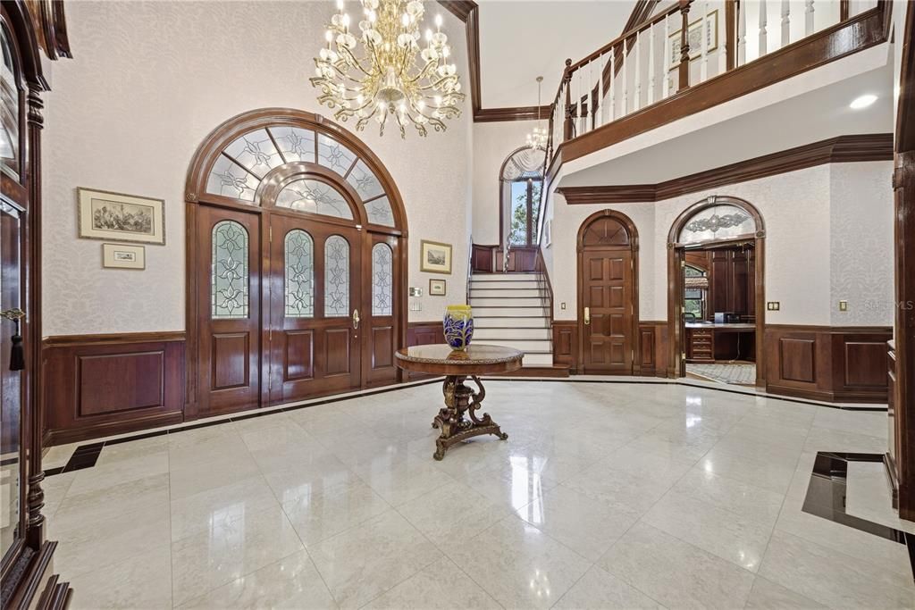 For Sale: $2,495,000 (5 beds, 5 baths, 7314 Square Feet)