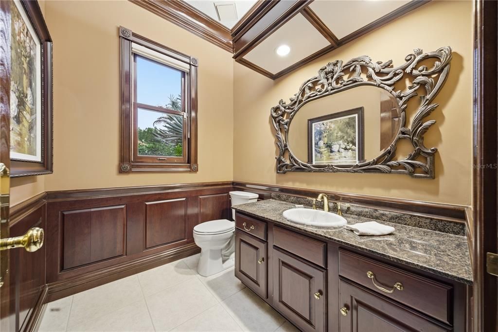 For Sale: $2,495,000 (5 beds, 5 baths, 7314 Square Feet)
