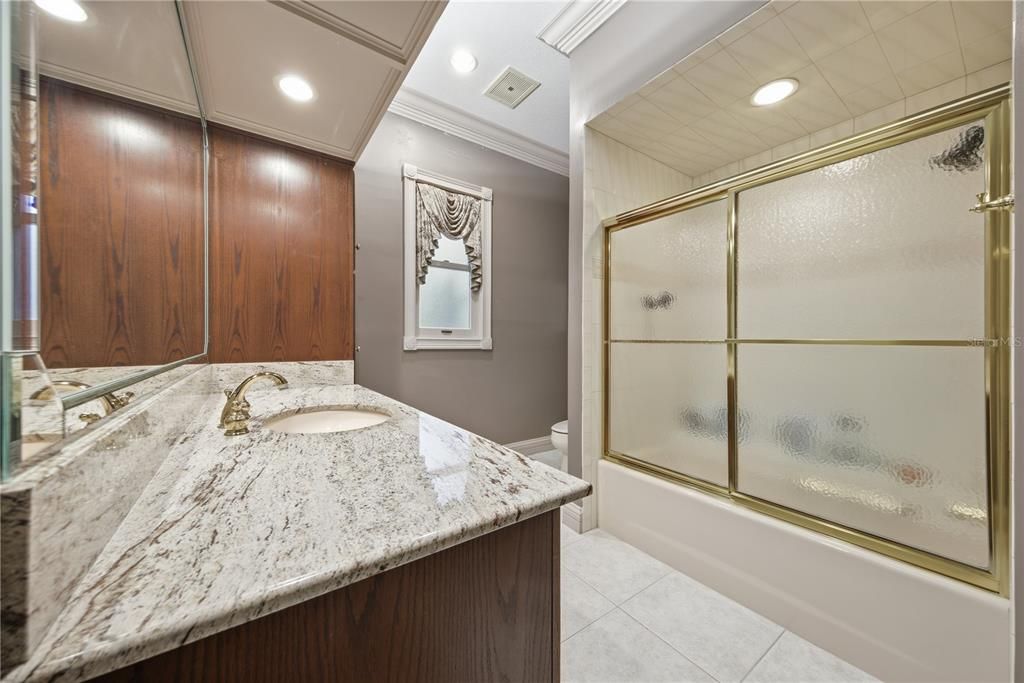 For Sale: $2,495,000 (5 beds, 5 baths, 7314 Square Feet)