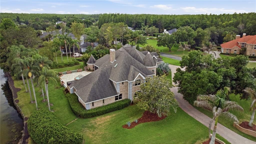 For Sale: $2,495,000 (5 beds, 5 baths, 7314 Square Feet)