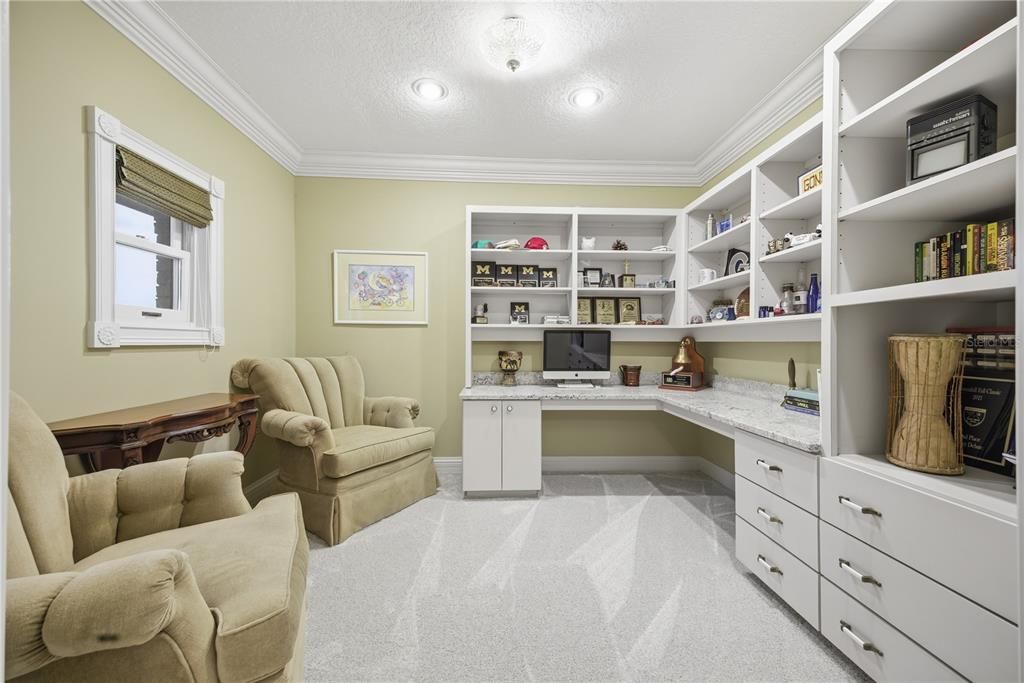 For Sale: $2,495,000 (5 beds, 5 baths, 7314 Square Feet)