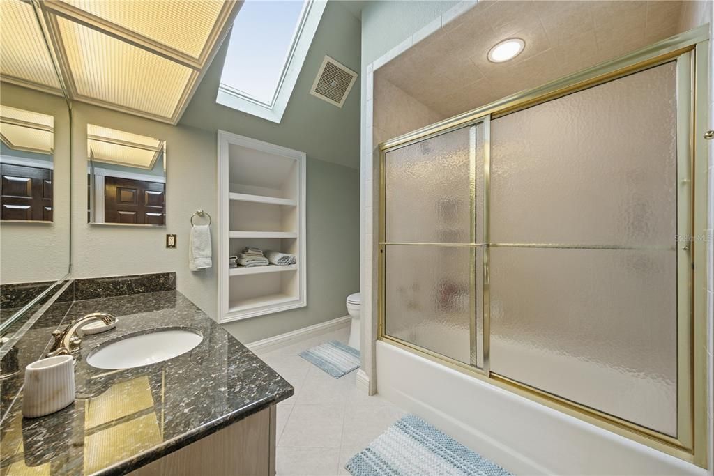 For Sale: $2,495,000 (5 beds, 5 baths, 7314 Square Feet)