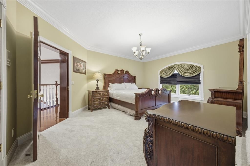 For Sale: $2,495,000 (5 beds, 5 baths, 7314 Square Feet)